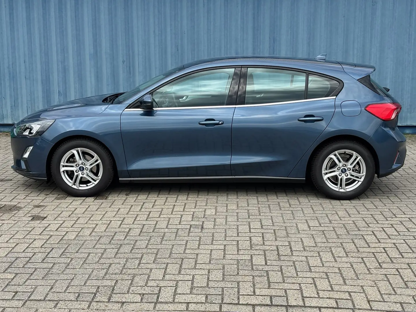 Ford Focus 1.0 EcoBoost Trend Edition Business | Airco | Appl Bleu - 2