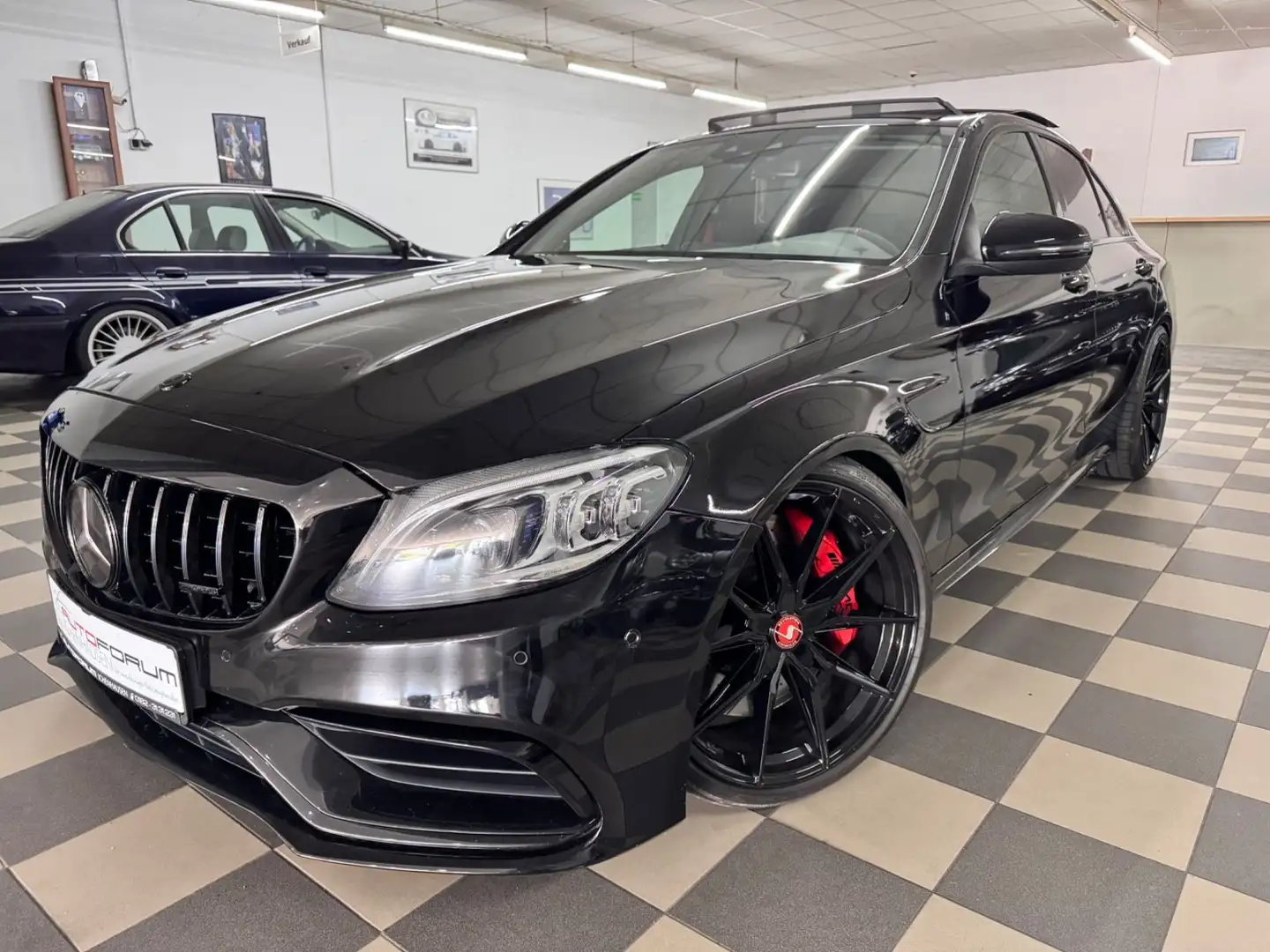 Mercedes-Benz C 63 AMG S  AMG Performance Zwart - 1