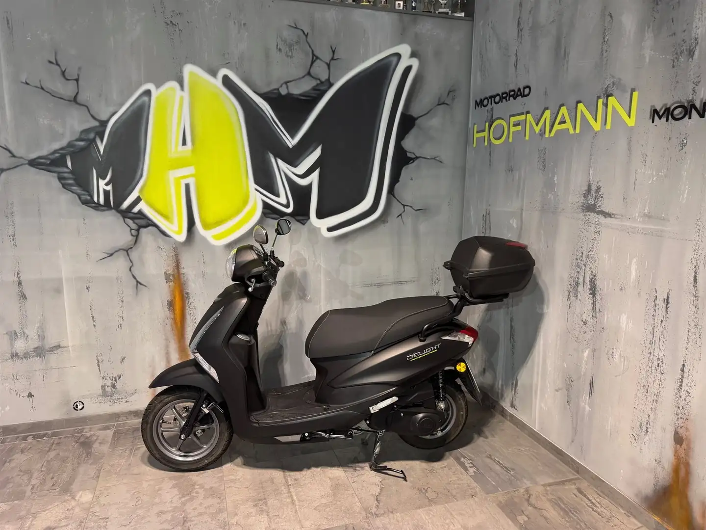 Yamaha D'elight Zwart - 1