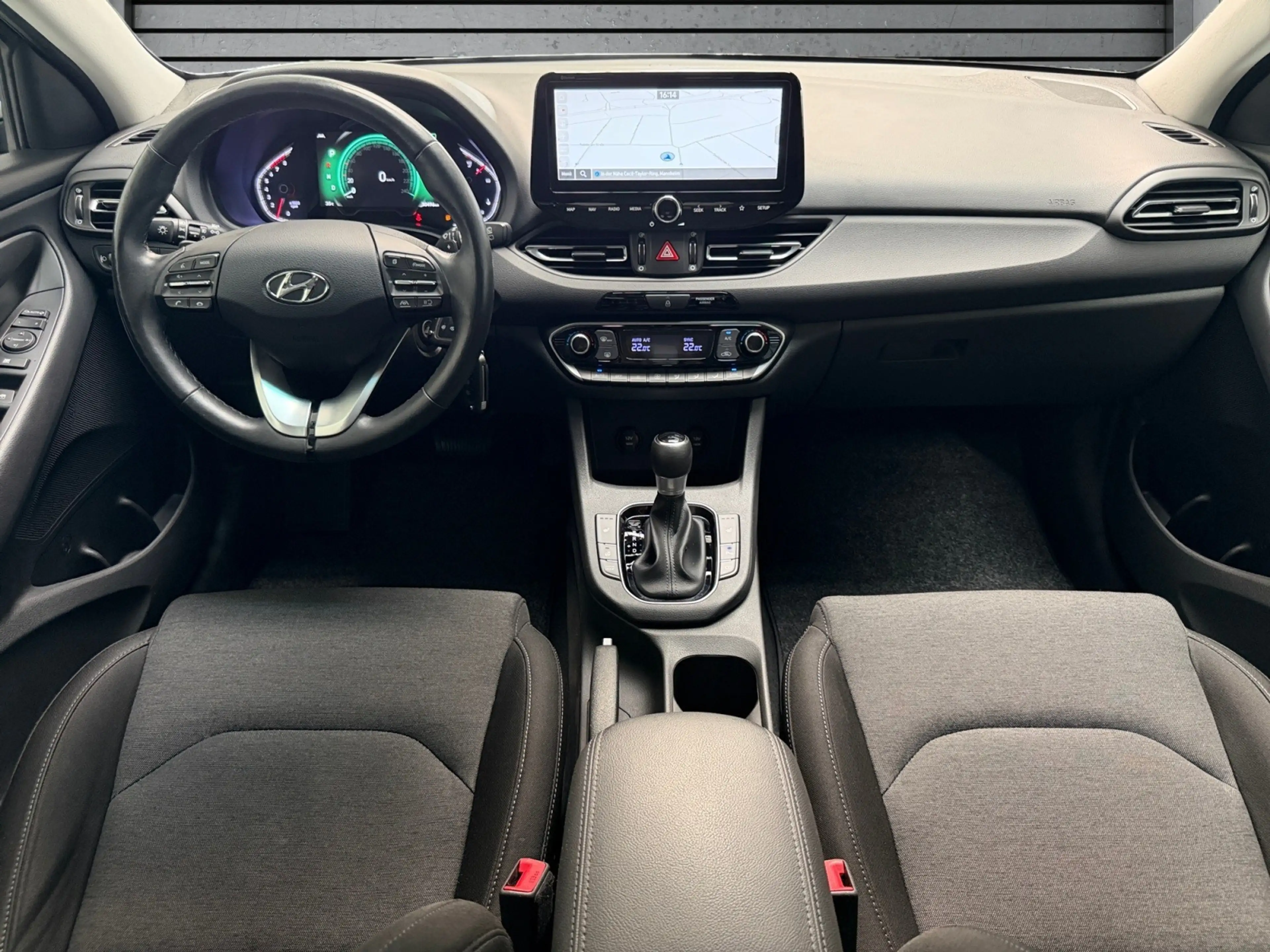 Hyundai i30 INTRO EDITION MILD HYBRID AUTOMATIK+NAVI+LED — photo 5