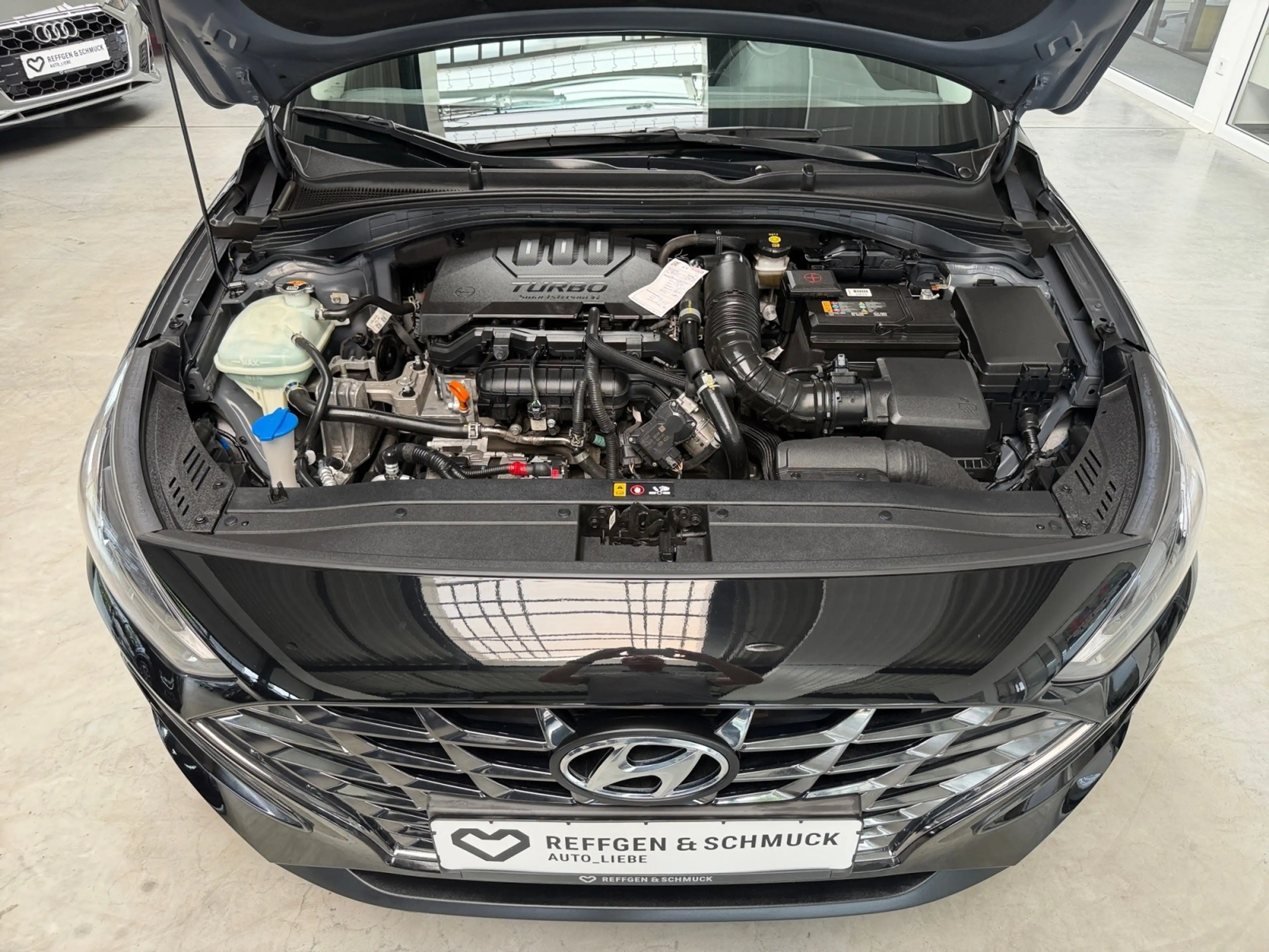 Hyundai i30 INTRO EDITION MILD HYBRID AUTOMATIK+NAVI+LED — photo 13