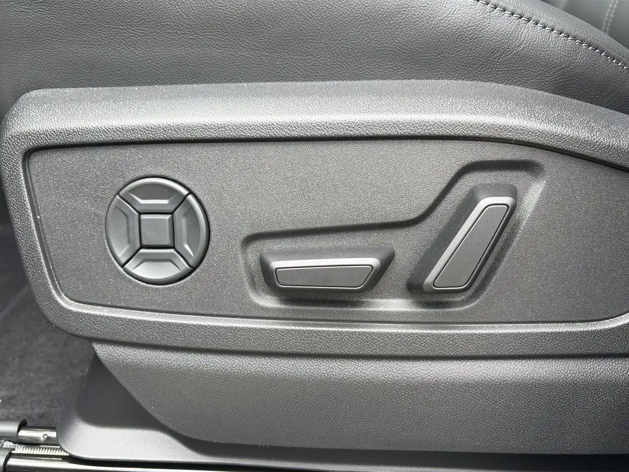 Audi Q5 снимка Audi Q5