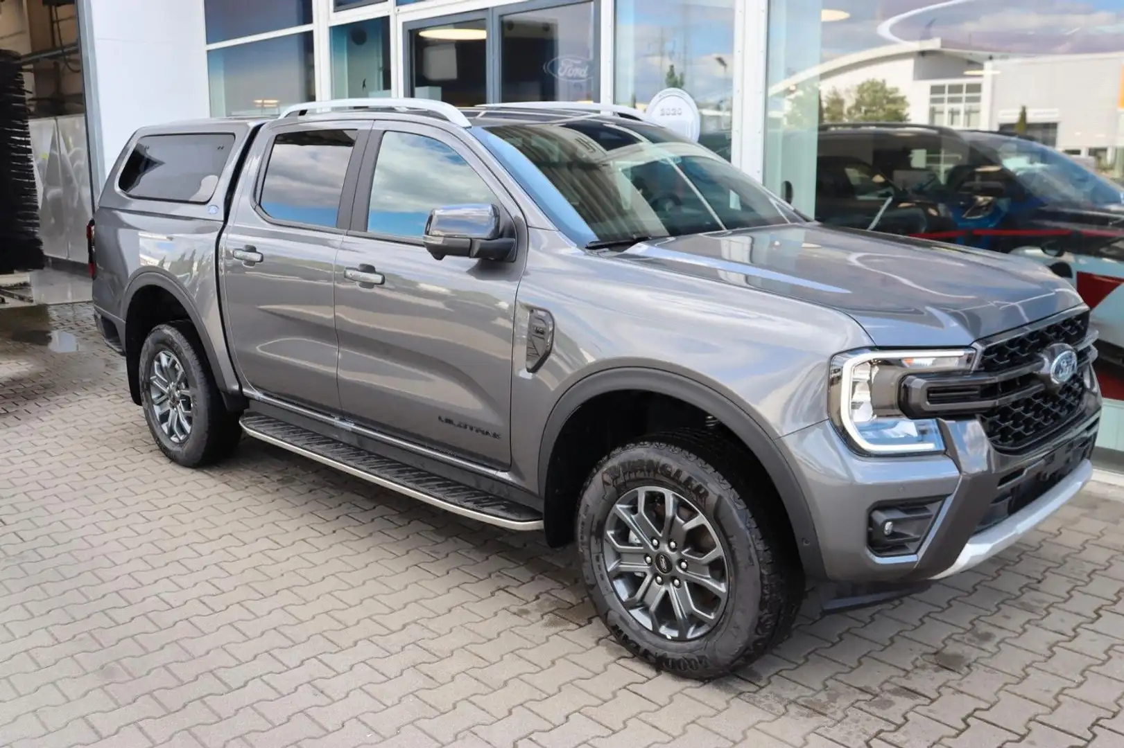 Ford Ranger Wildtrak DOKA V6 240 PS 3,99%FIN* Hardtop Grau - 2