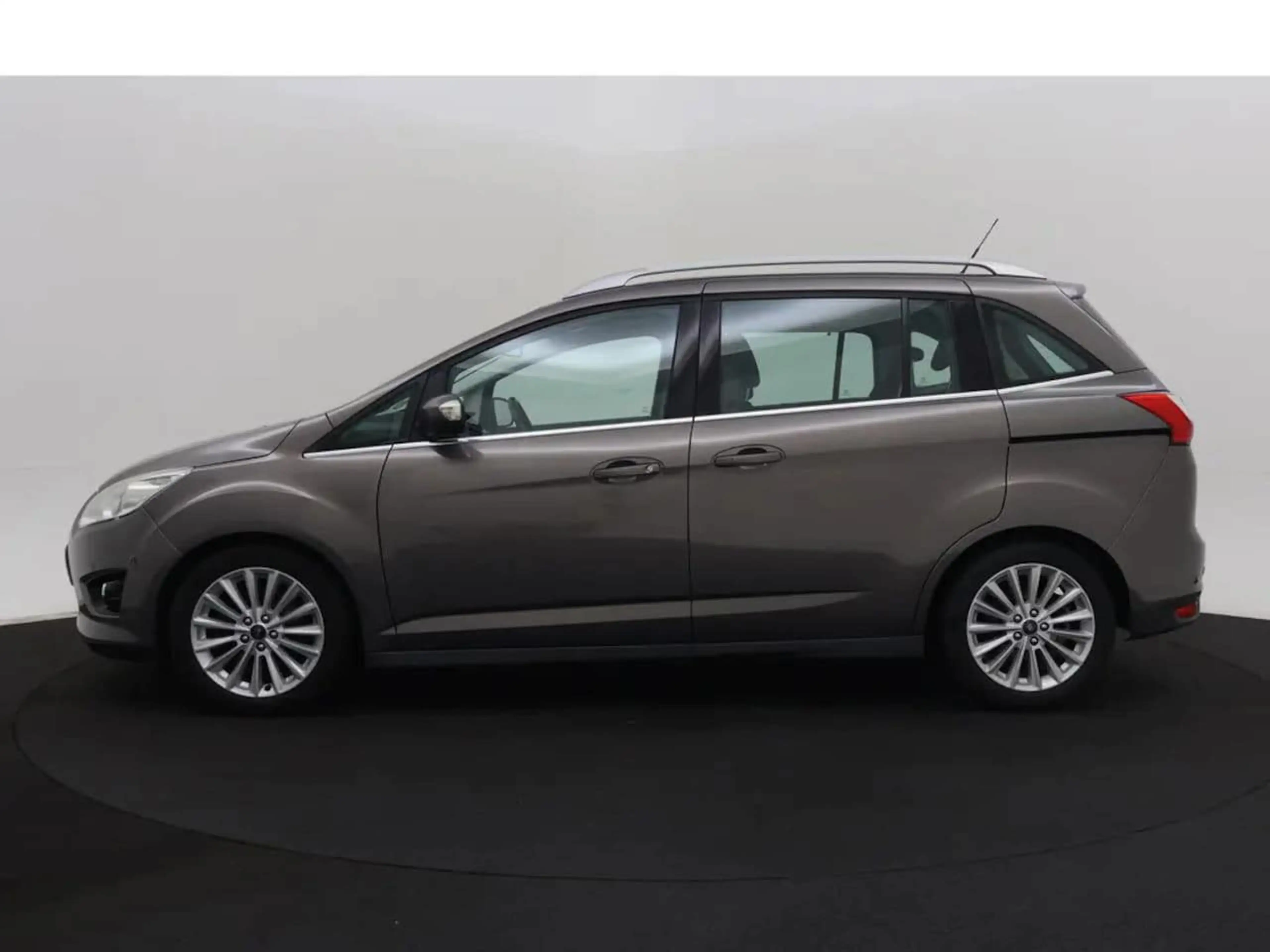 Ford Grand C-Max 1.0 Titanium — photo 3