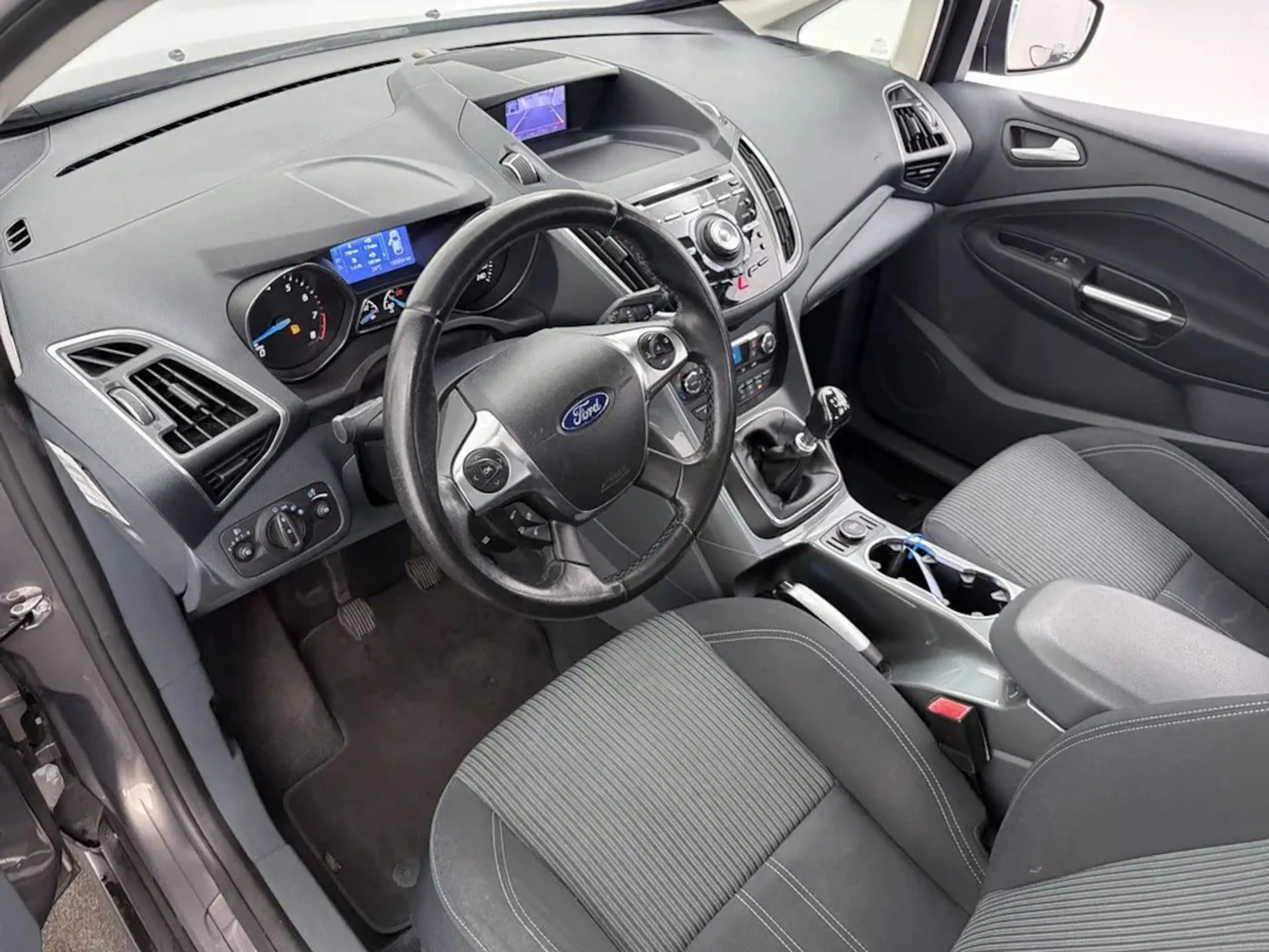Ford Grand C-Max 1.0 Titanium — photo 13