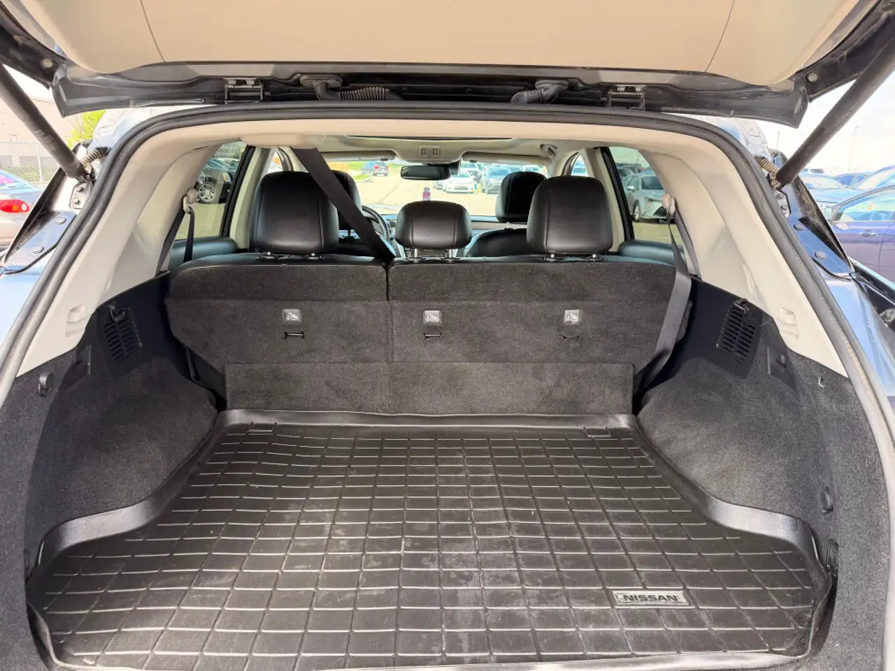 Nissan Murano снимка Nissan Murano