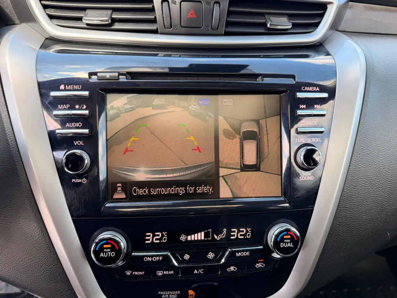 Nissan Murano снимка Nissan Murano
