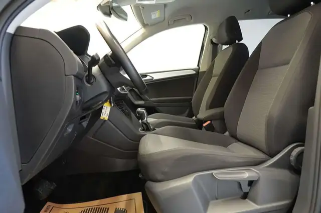 Volkswagen Tiguan view 15