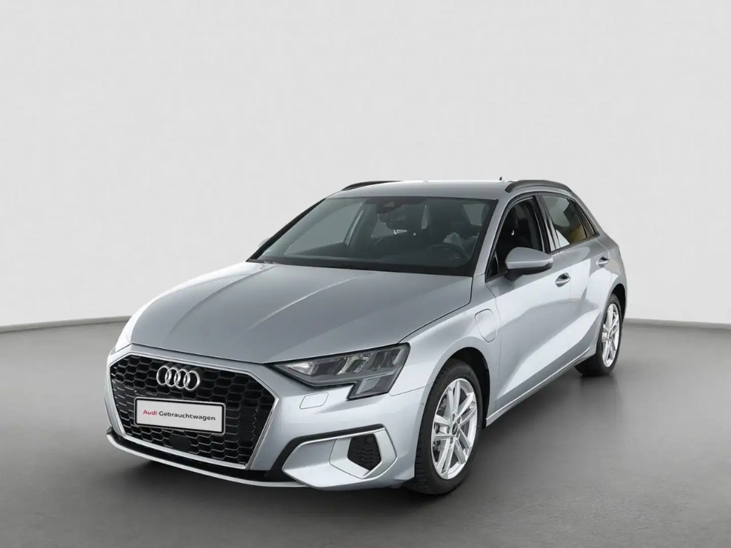 Audi A3 Sportback 40 TFSIe ADVANCED NAVI SHZG PDC VIRTUAL Silber - 1