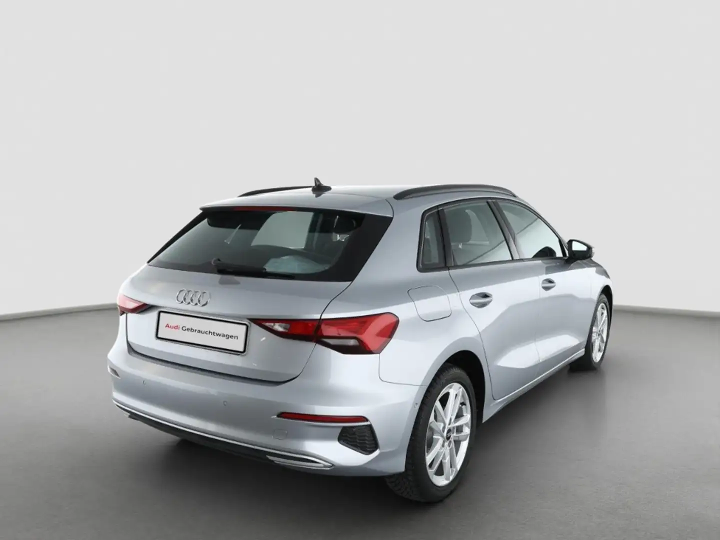 Audi A3 Sportback 40 TFSIe ADVANCED NAVI SHZG PDC VIRTUAL Silber - 2