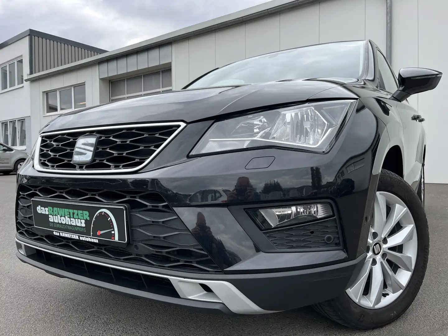 SEAT Ateca 2.0 TDI DSG Style 112€ m. 20% Anzahlung Navi SHZ Noir - 1