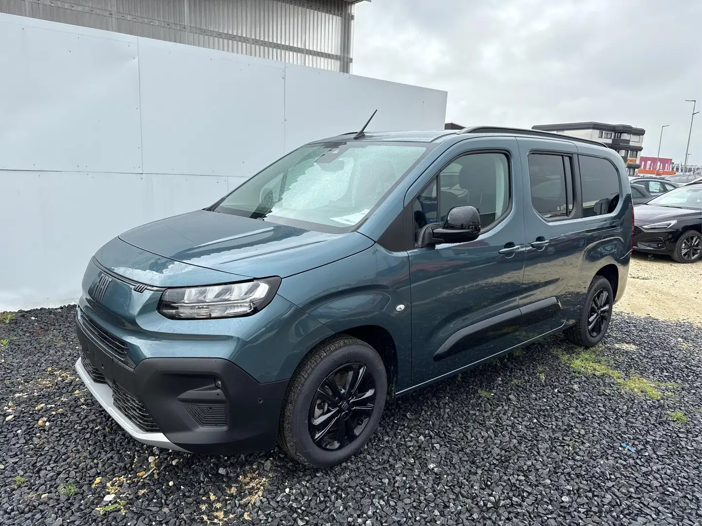 Fiat Doblo L2 EDITION 1.5 HDI STYLE PACK SHZ TOTWINKEL UCo... Blau - 1