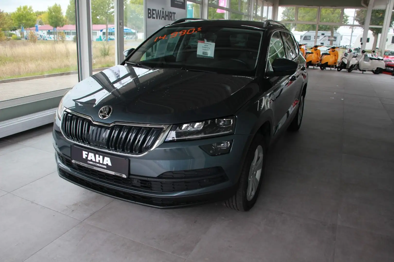 Skoda Karoq Style Grau - 1