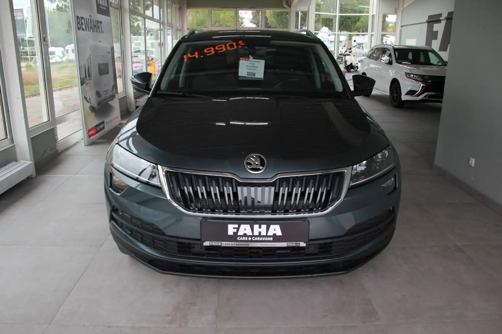 Skoda Karoq Style Grau - 2