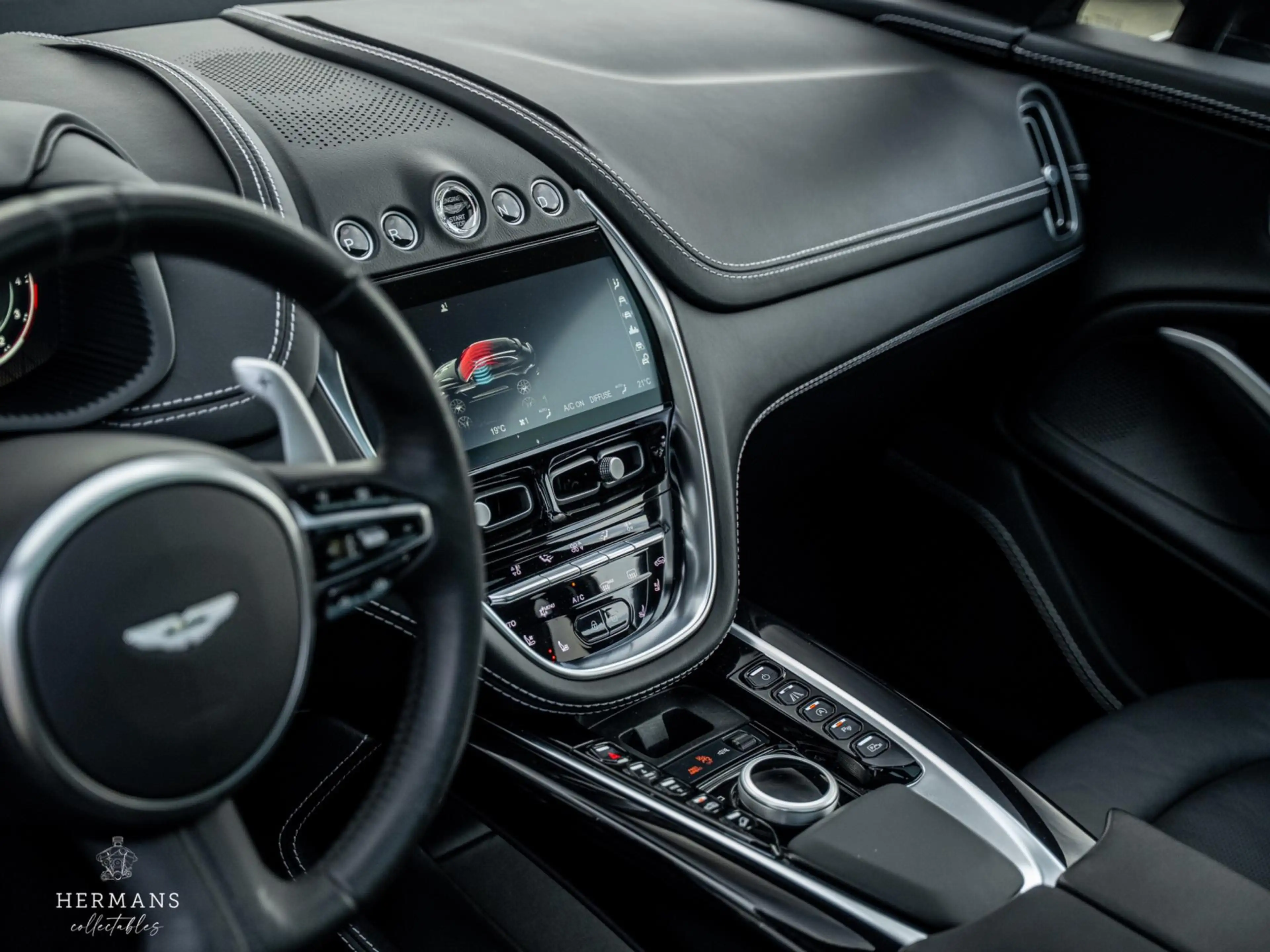 Aston Martin DBX 4.0 V8 1913 / 1 of 500 / Limited / Pano / Memory — photo 15
