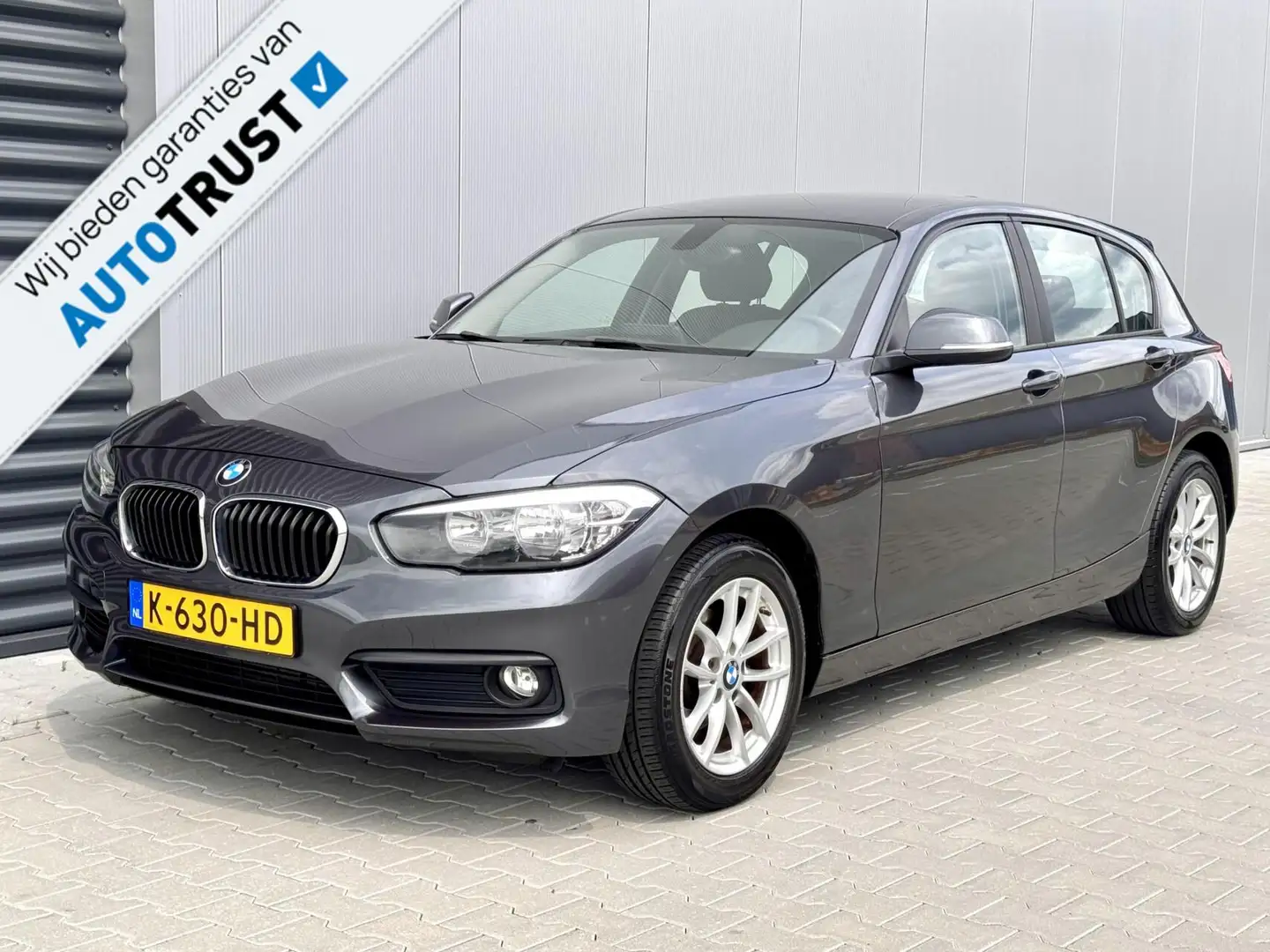 BMW 116 1-serie 116i Sport Facelift mod| 130.000KM | Garan Grau - 1