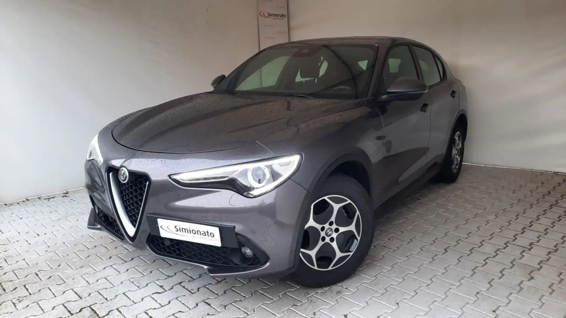 Alfa Romeo Stelvio 2.2 Turbodiesel 190 CV AT8 Q4 Super Business Grigio - 1