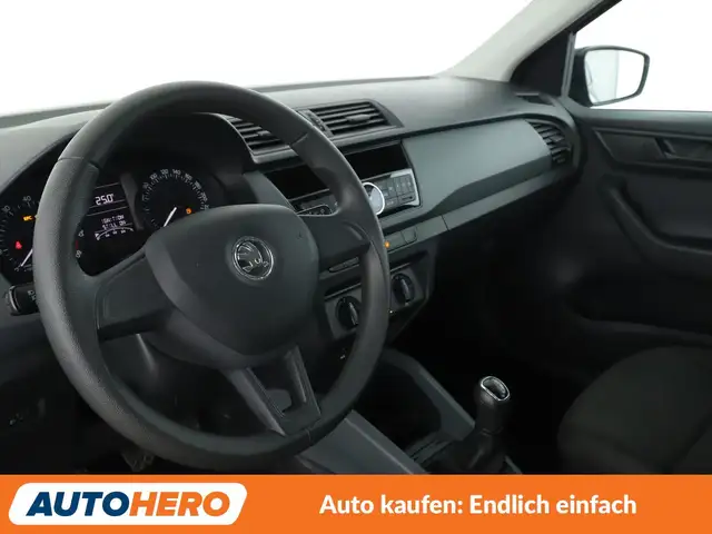 Skoda Fabia view 11