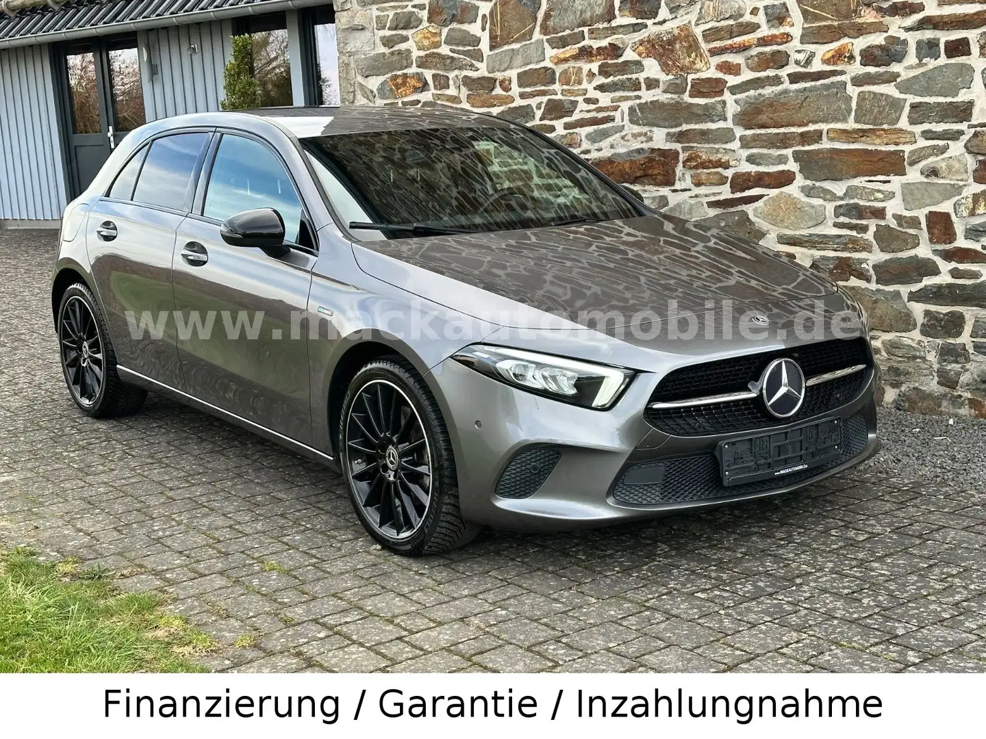 Mercedes-Benz A 250 A250 e Progressive /Night/LED High Performance Gris - 1
