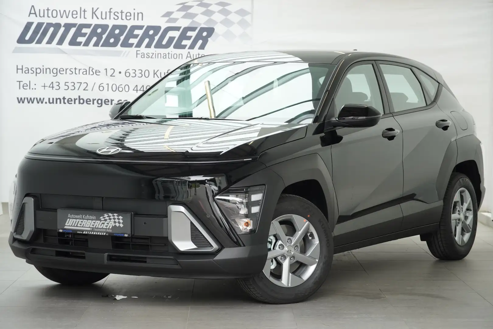 Hyundai KONA Hybrid  Smart Line 1.6 GDI 2WD Schwarz - 2