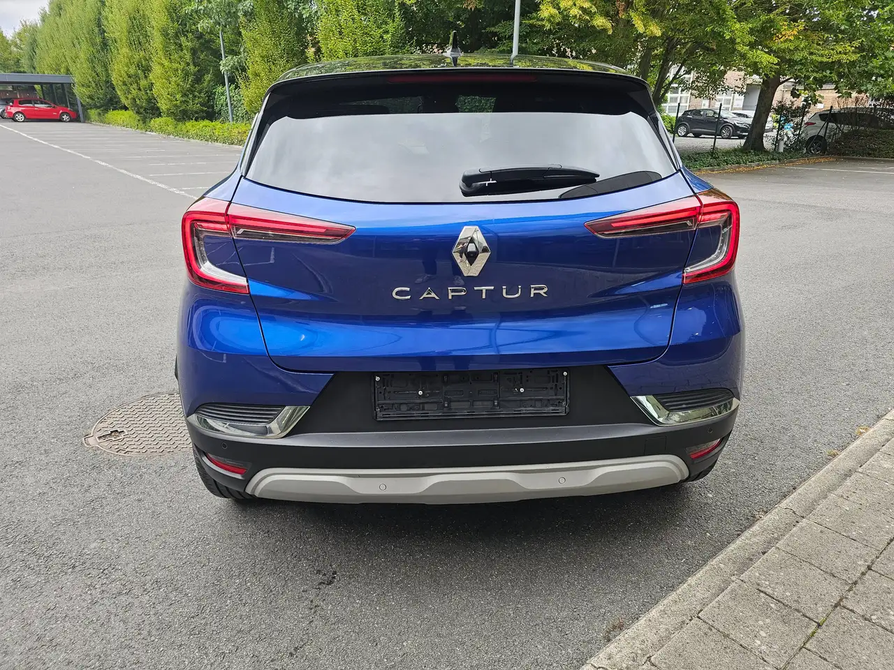 Renault Captur 1.33 TCe MHEV Techno EDC GPF, миниатюра 6