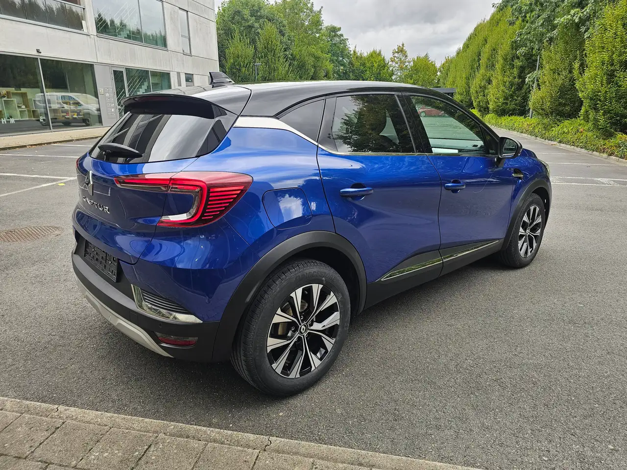 Renault Captur 1.33 TCe MHEV Techno EDC GPF, миниатюра 7