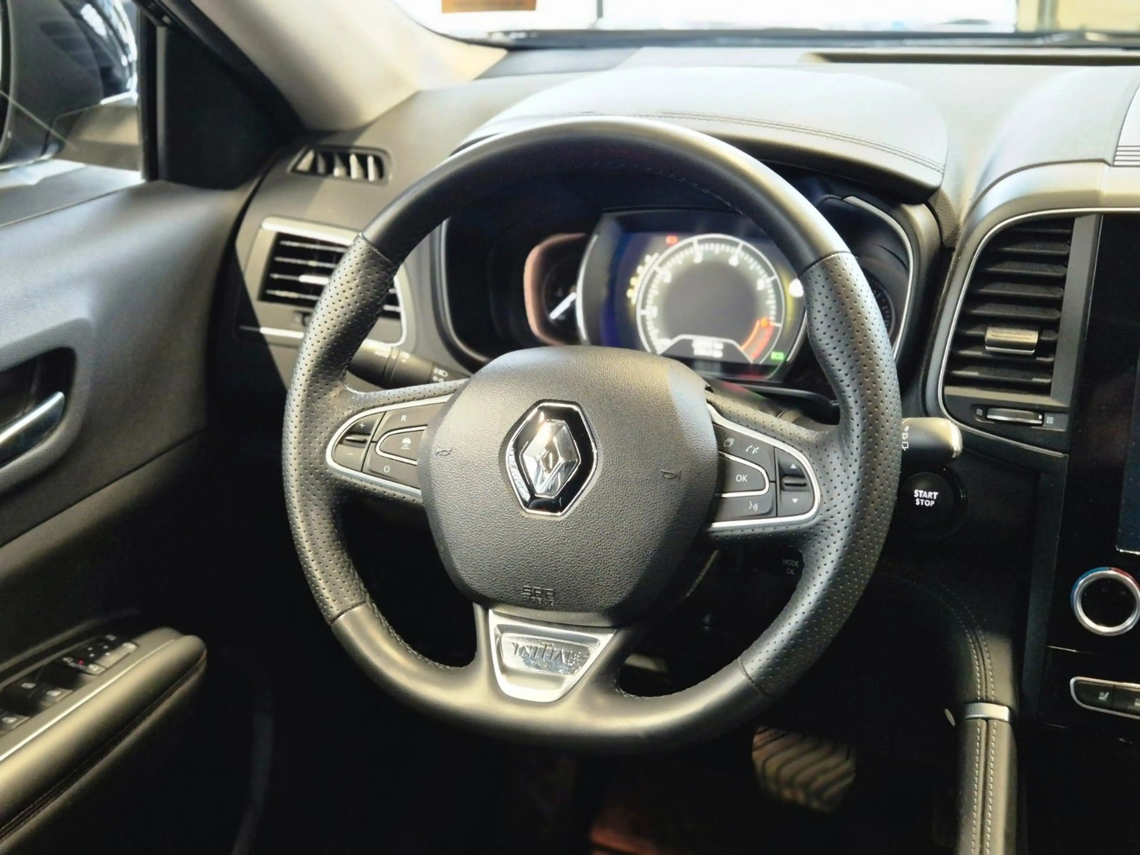 Renault Koleos KOLEOS INITIALE PARIS LEDER NAVI ACC PANO BOSE — photo 17