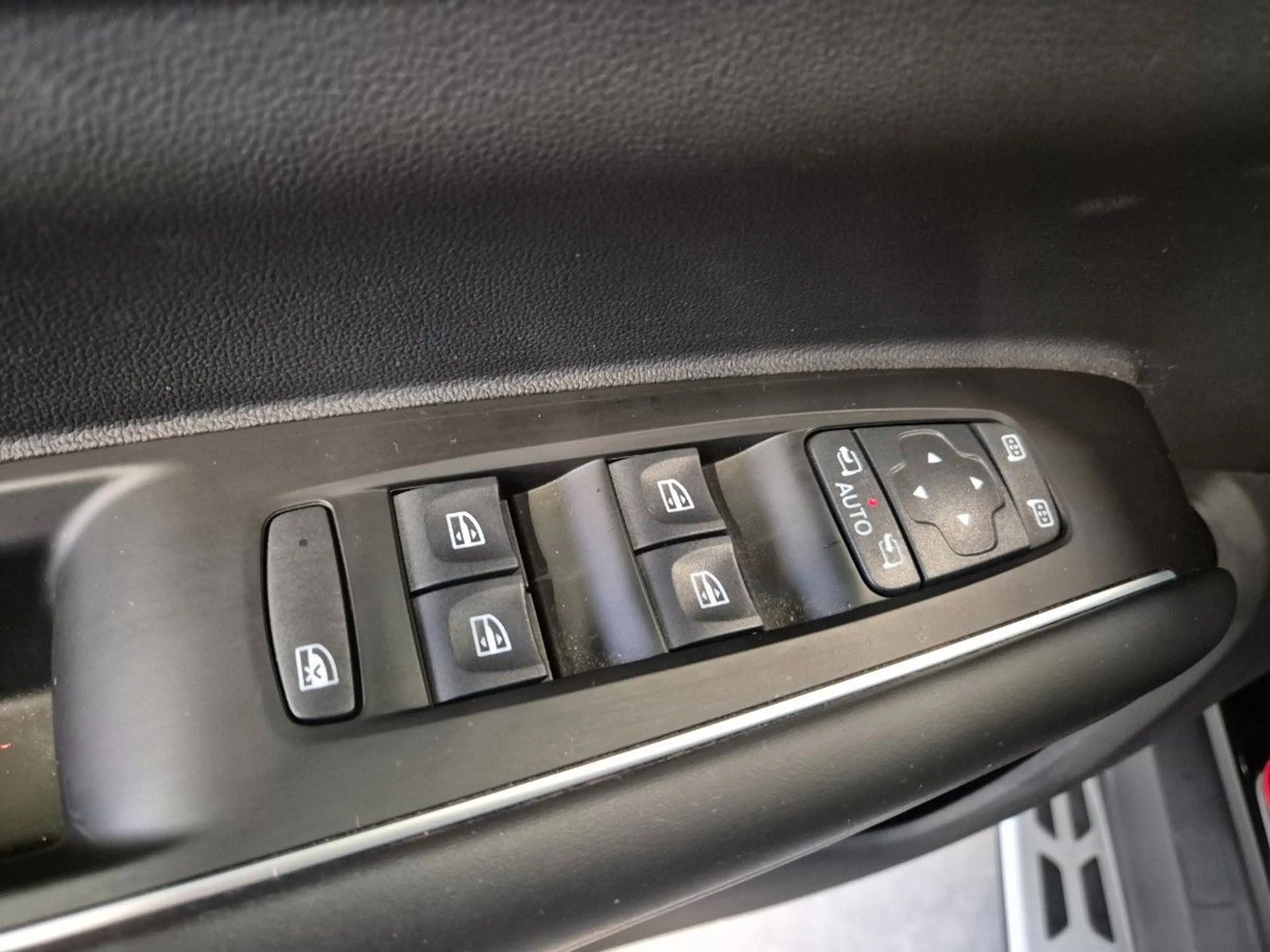 Renault Koleos KOLEOS INITIALE PARIS LEDER NAVI ACC PANO BOSE — photo 18
