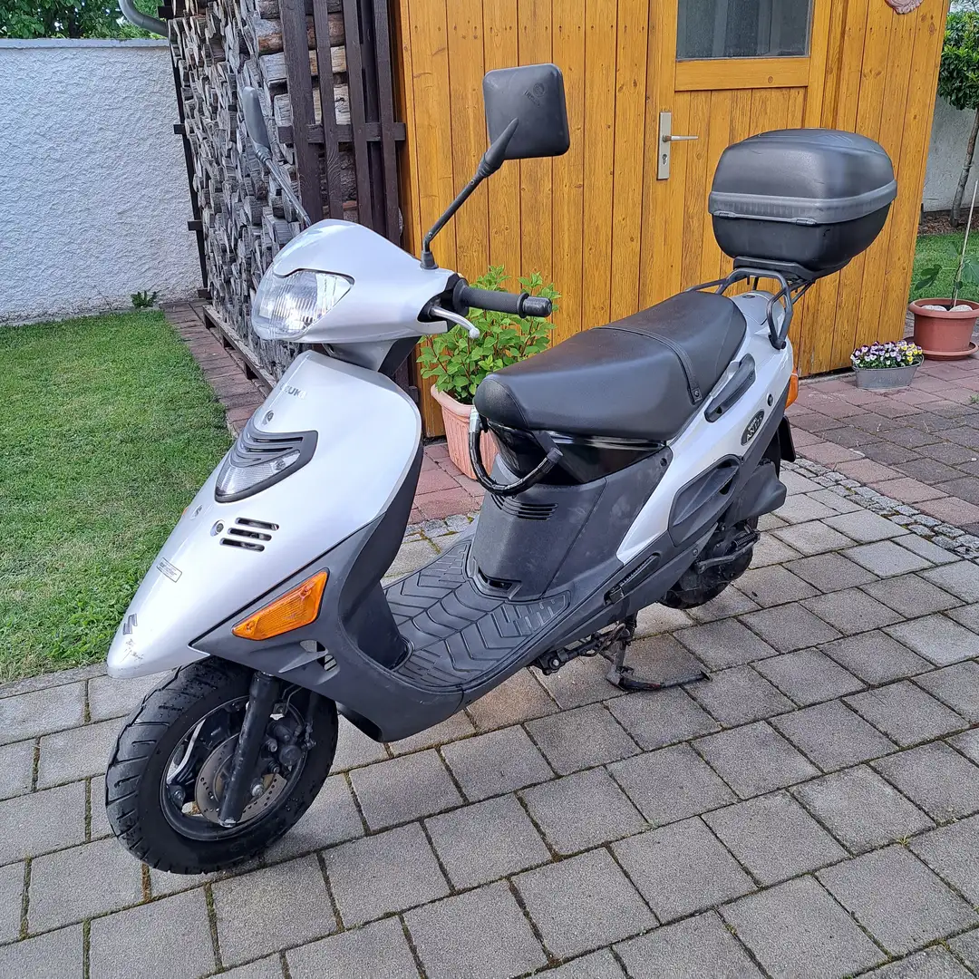 Suzuki UC 125 AN 125 Silber - 1
