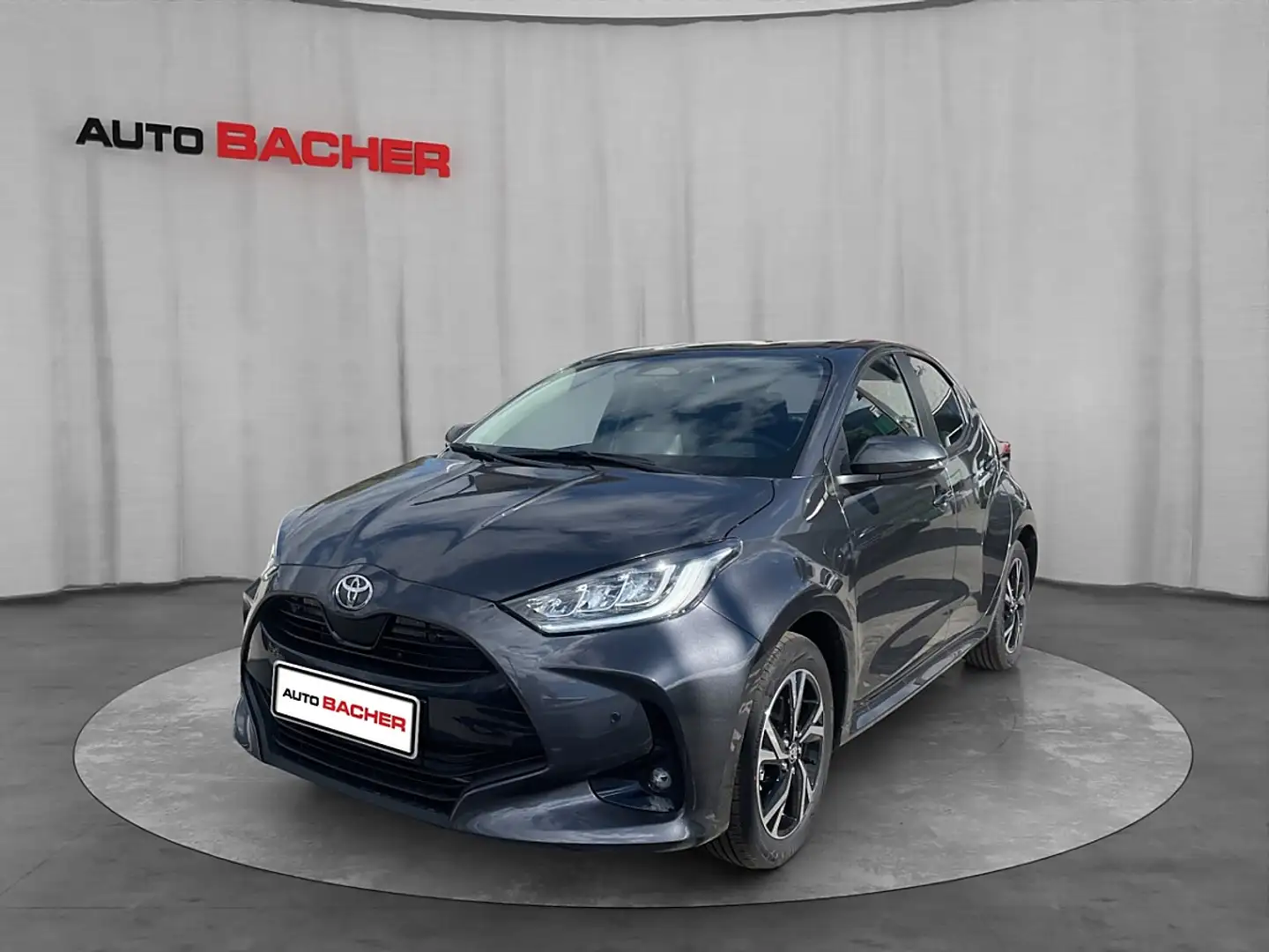 Toyota Yaris 1,5 VVT-i Hybrid Active Drive Grau - 1
