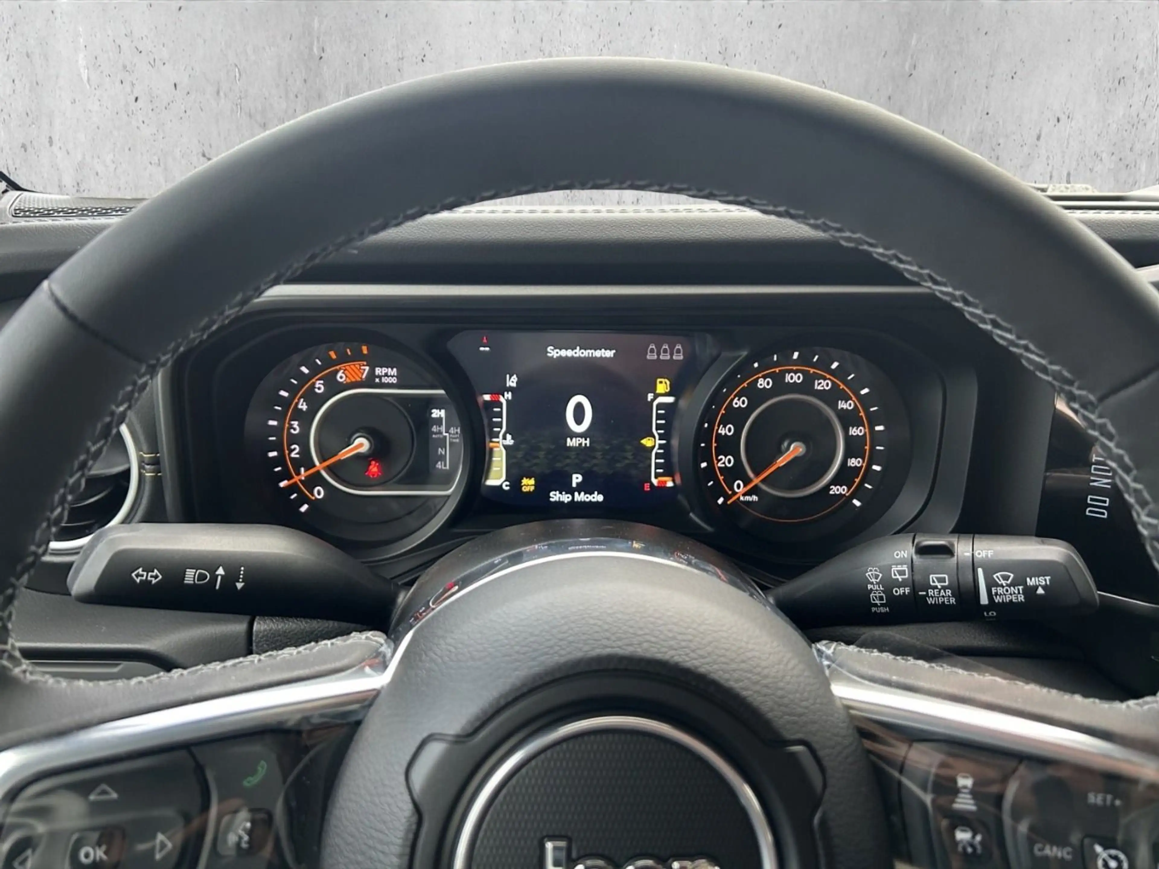 Jeep Wrangler MY25 Sahara 4x4 AT8 Kam.+KeyLess+LED+LM — photo 15