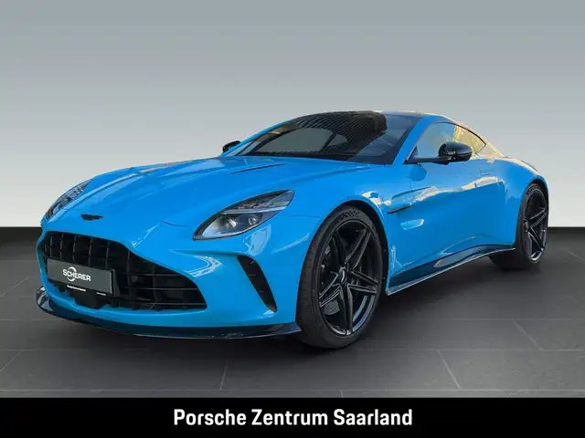 Aston Martin foliert, Karosseriepaket schwarz