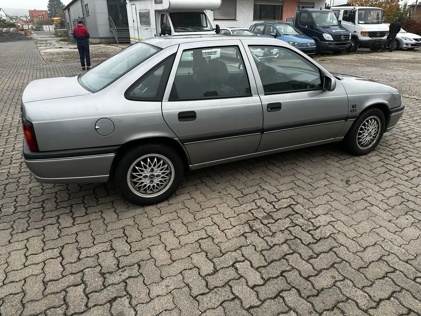 Opel Vectra CD Silber - 1