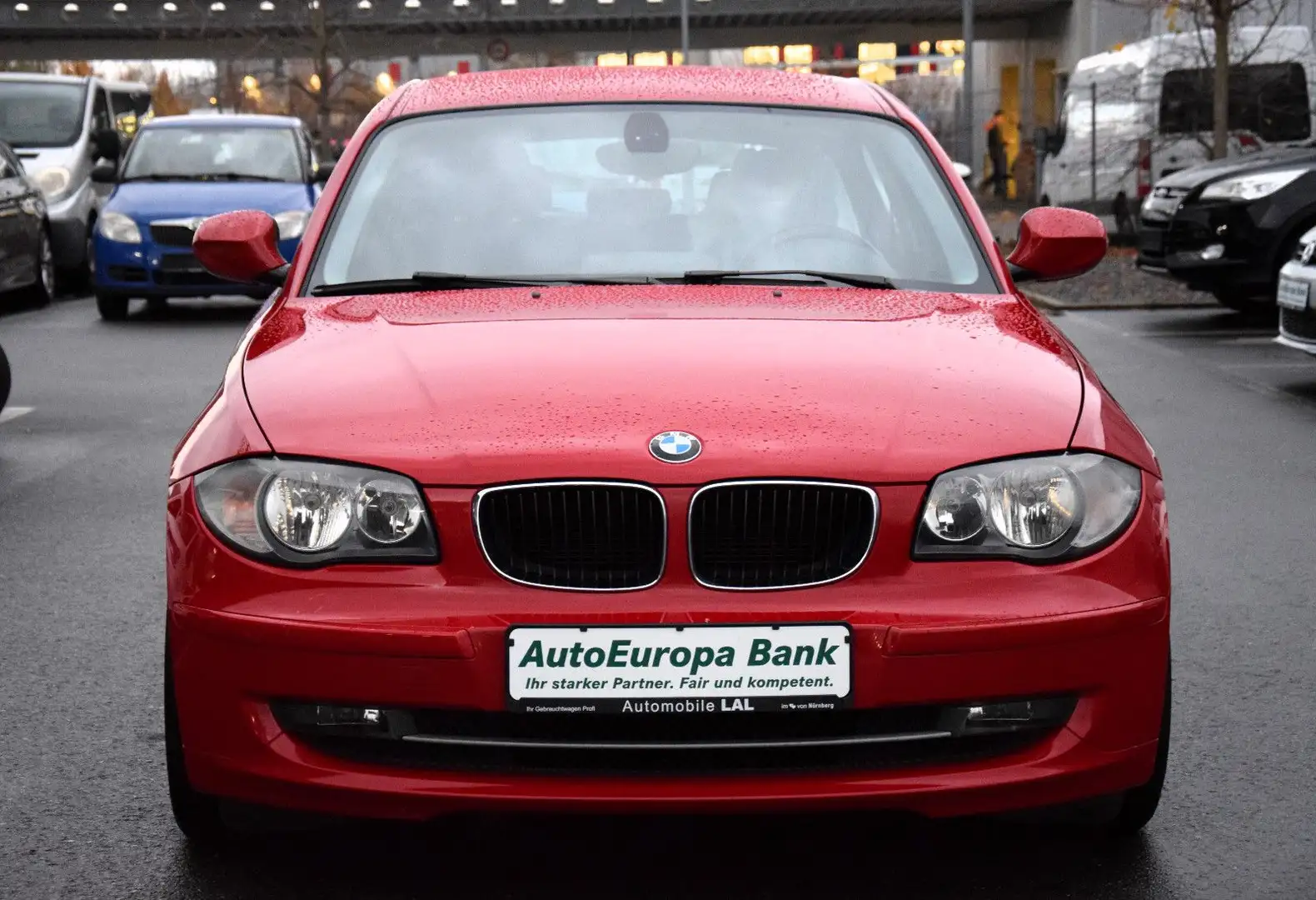 BMW 118 i *PDC*H&K*Shz*Navi*Klima*M-Technic* Rot - 2
