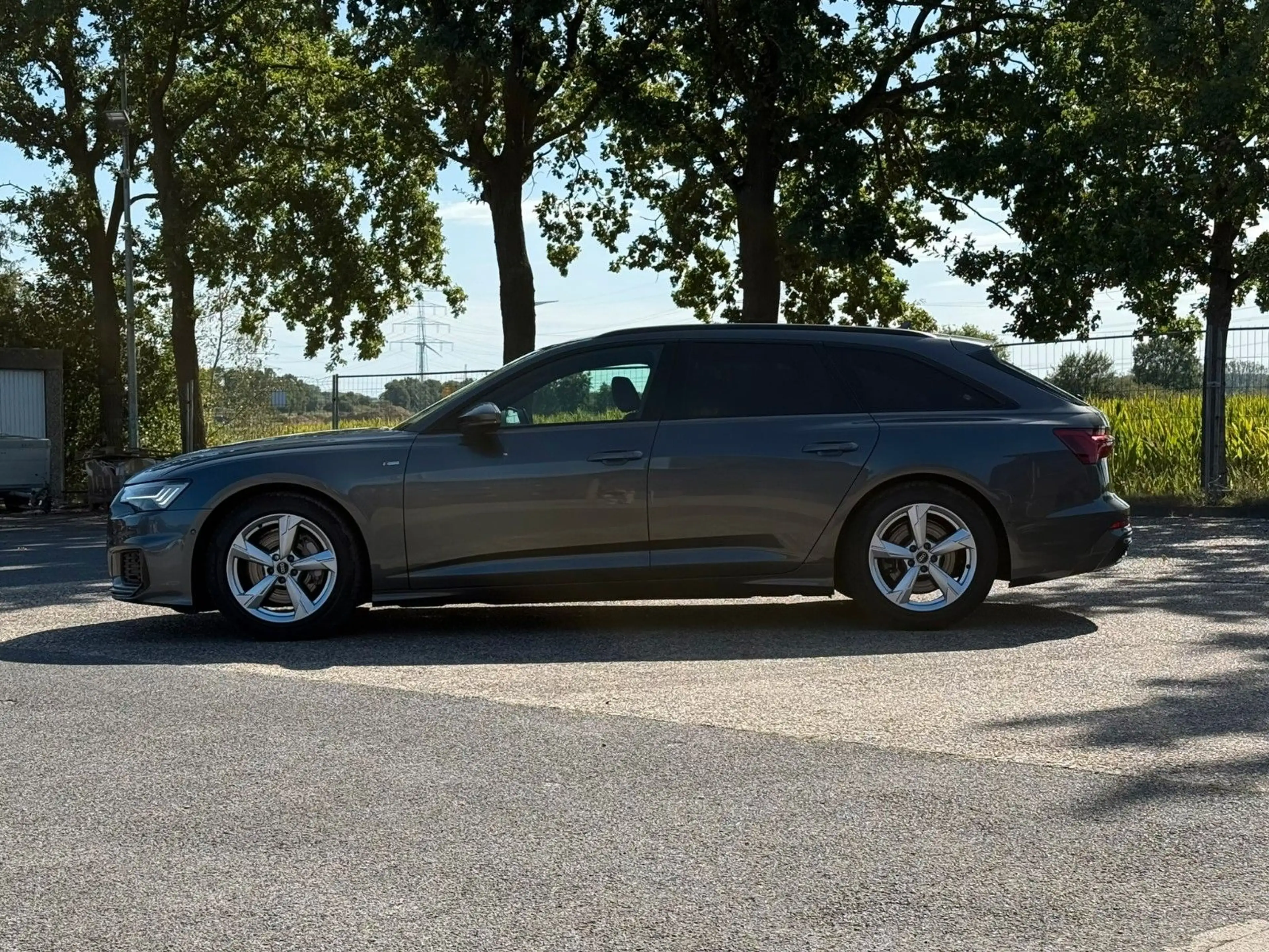 Audi A6 Avant 45 TFSI quattro S line Ex&Sp*HD Matrix*VC — photo 4