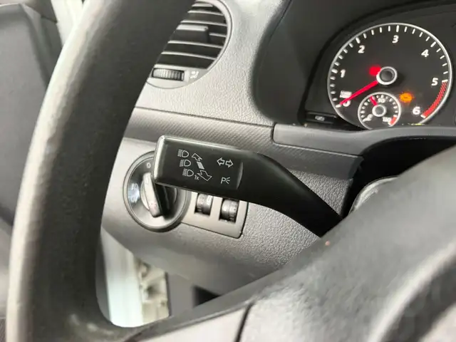 Volkswagen Caddy view 9
