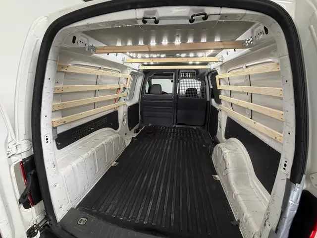 Volkswagen Caddy view 15