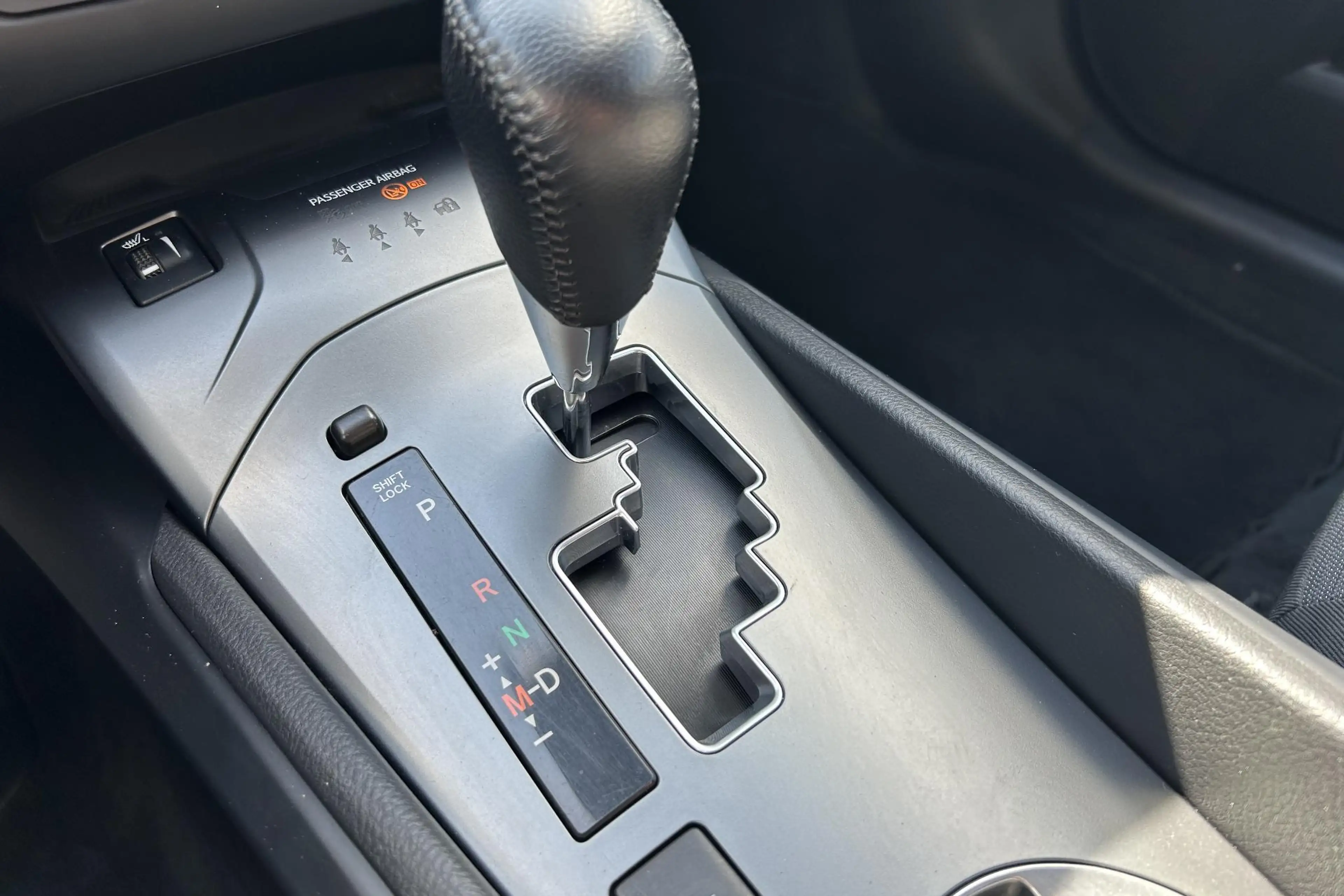Toyota Avensis Touring Sports 1.8 VVT-i Lease Pro, Automaat, Trek — photo 4