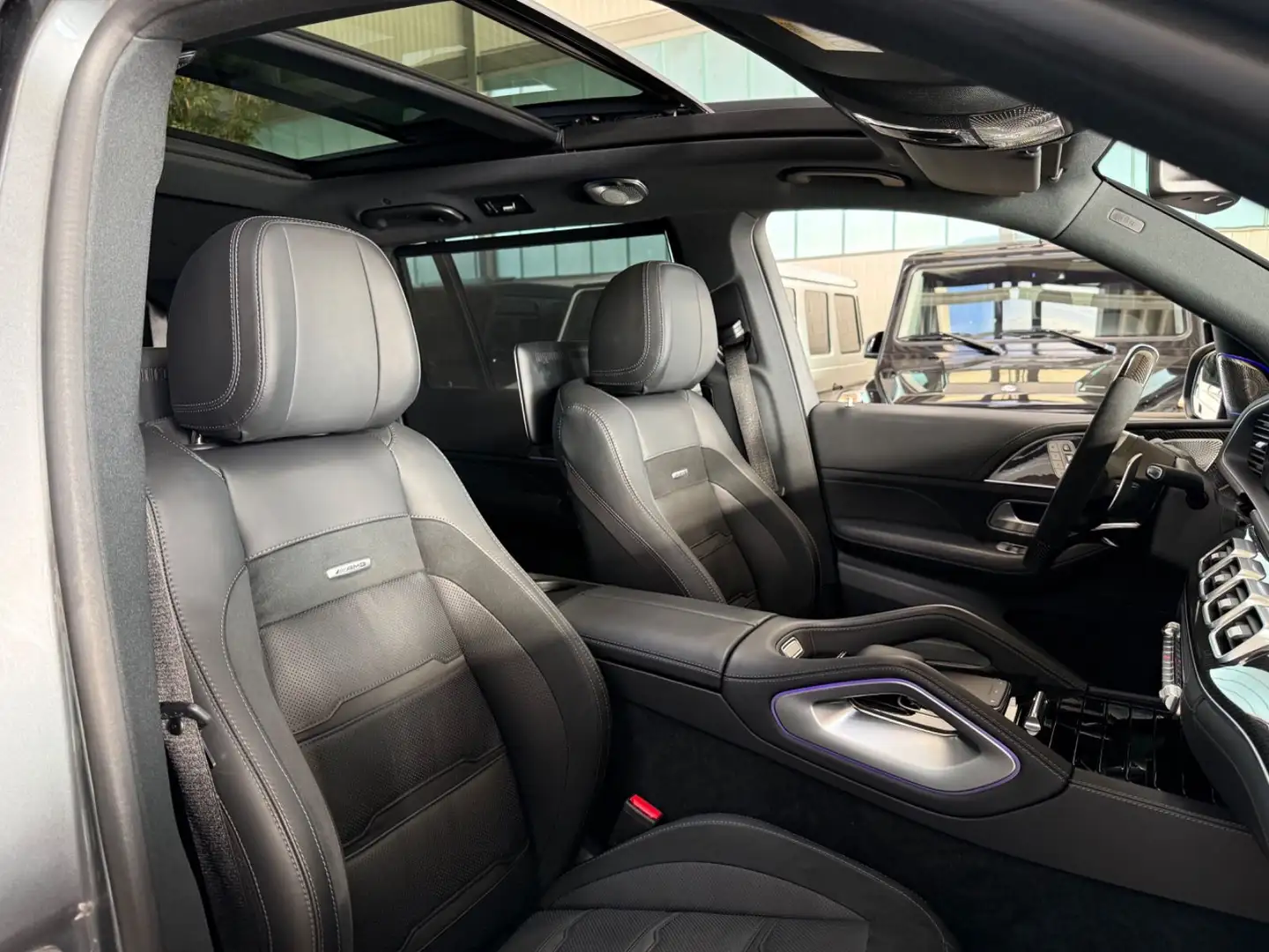 Mercedes-Benz GLS 63 AMG AMG 4MATIC+, FOND TV, CARBON, 23" Grau - 2