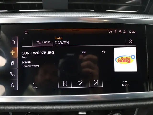 Audi Q3 view 17