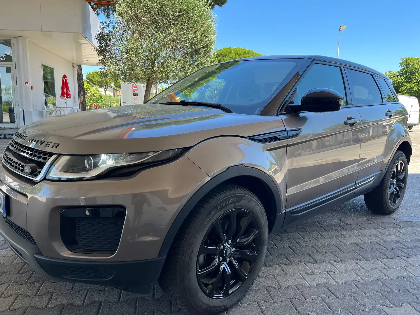 Land Rover Range Rover Evoque Range  Evoque 2.0 td4 SE  edition 150cv auto my19 - 1