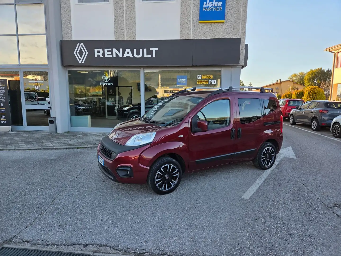 Fiat Qubo 1.4 NaturalPower Lounge 70cv crvena - 2