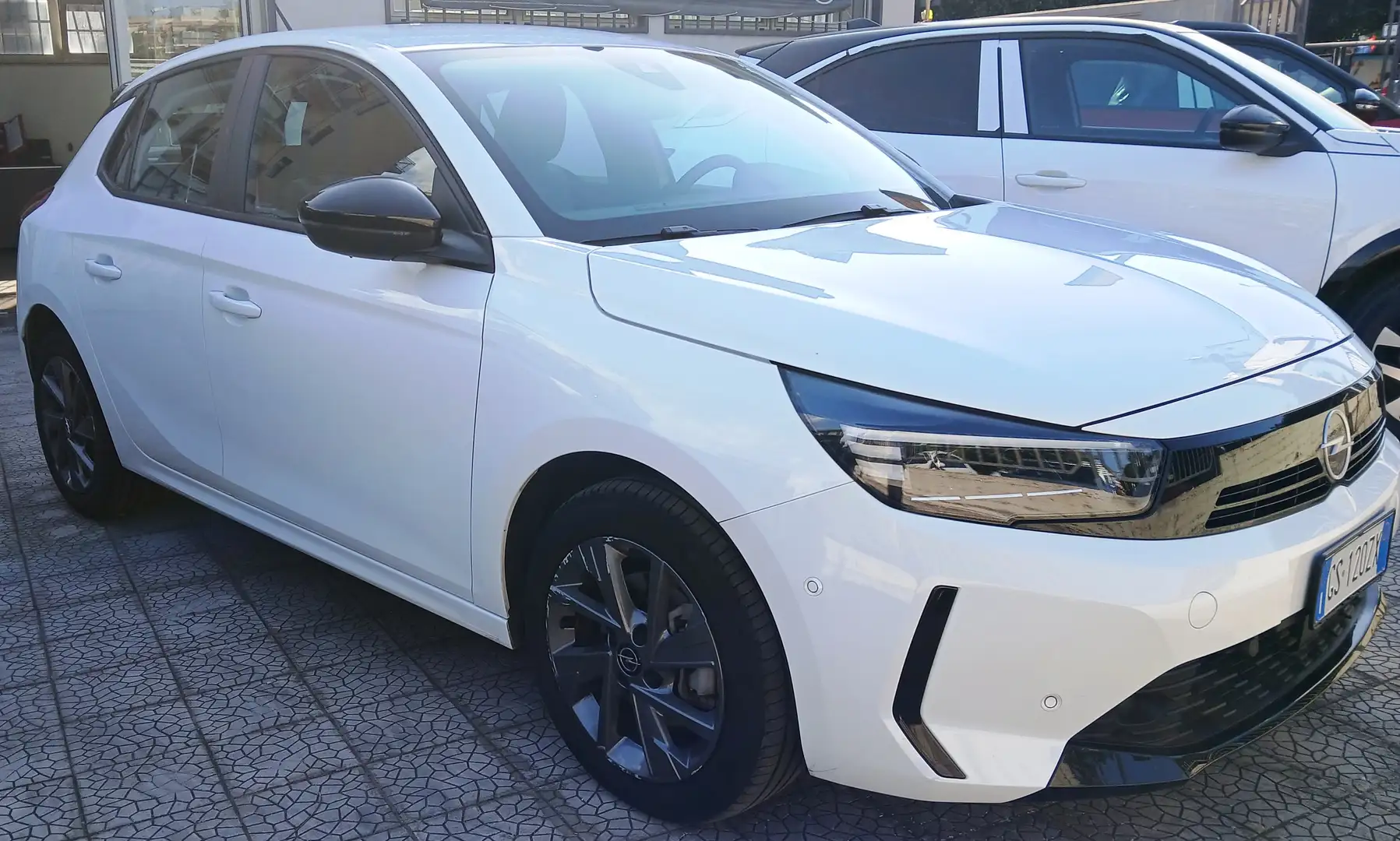 Opel Corsa 1.2 hybrid  Turbo 100cv dct6 Wit - 2
