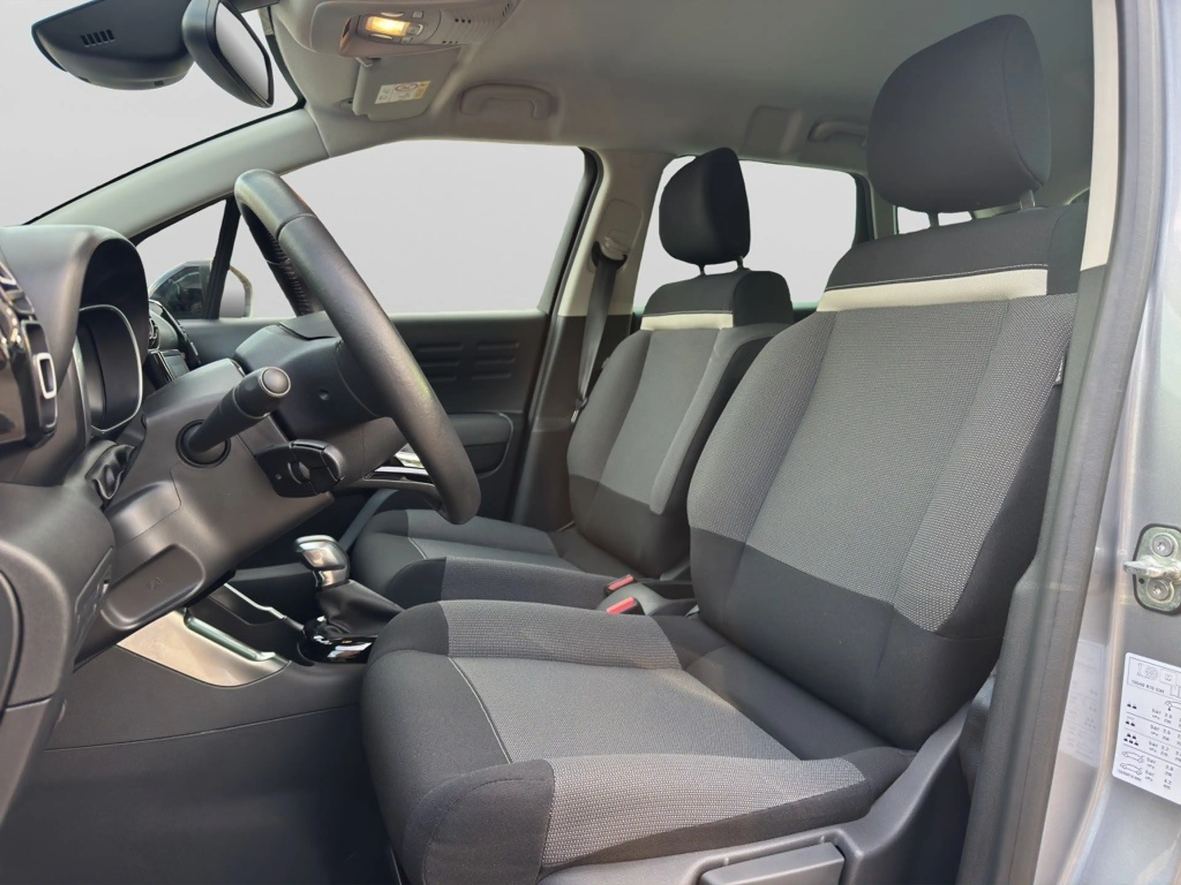 Citroen C3 Aircross 1.2 PT S&S SHINE,Carplay,Navi,Camera, ALL IN PRIJS — photo 19