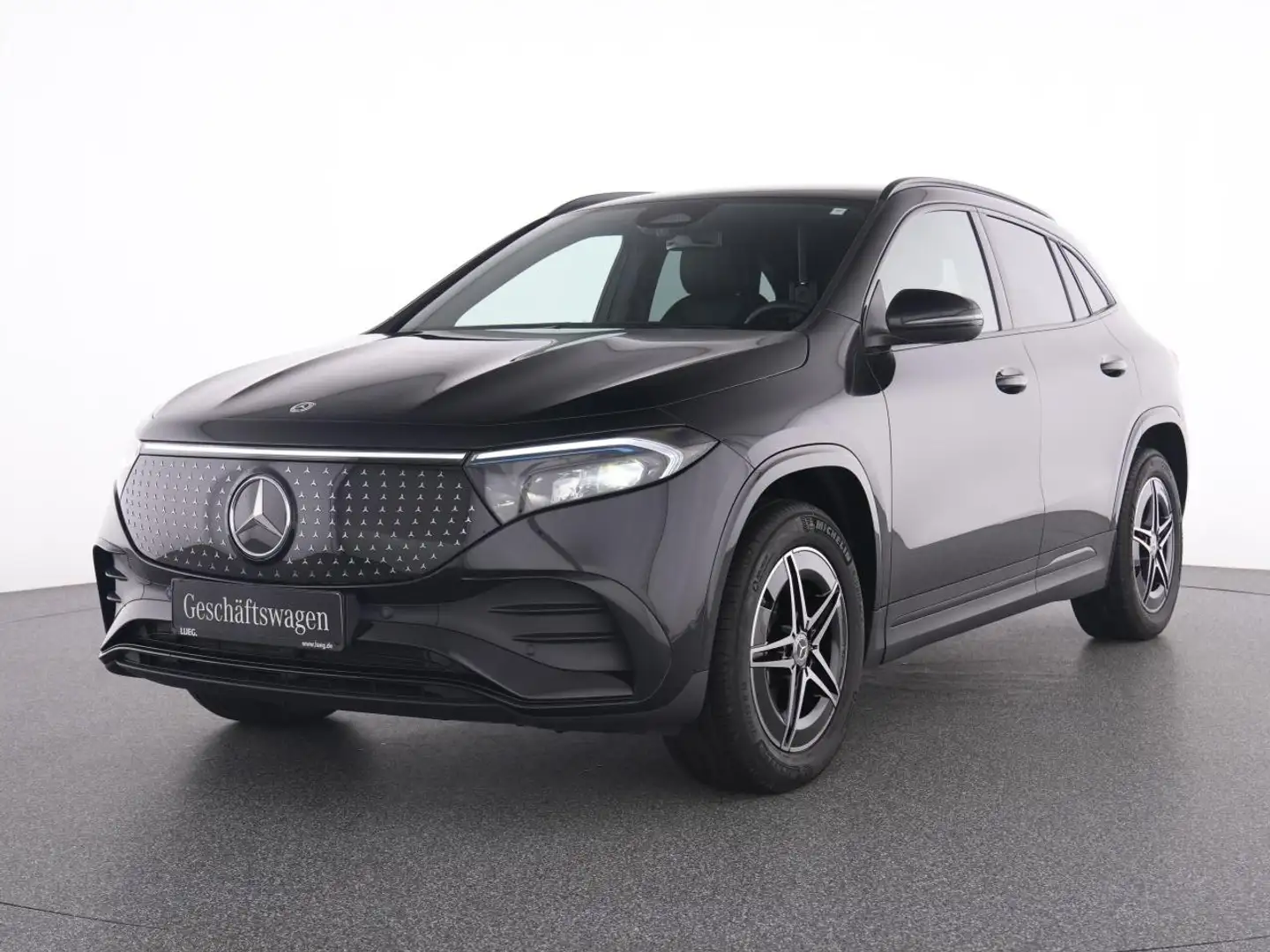 Mercedes-Benz EQA 300 4M AMG+NIGHT+AHK+TOTW+LED+KAMERA+PTS+SHZ Fekete - 2