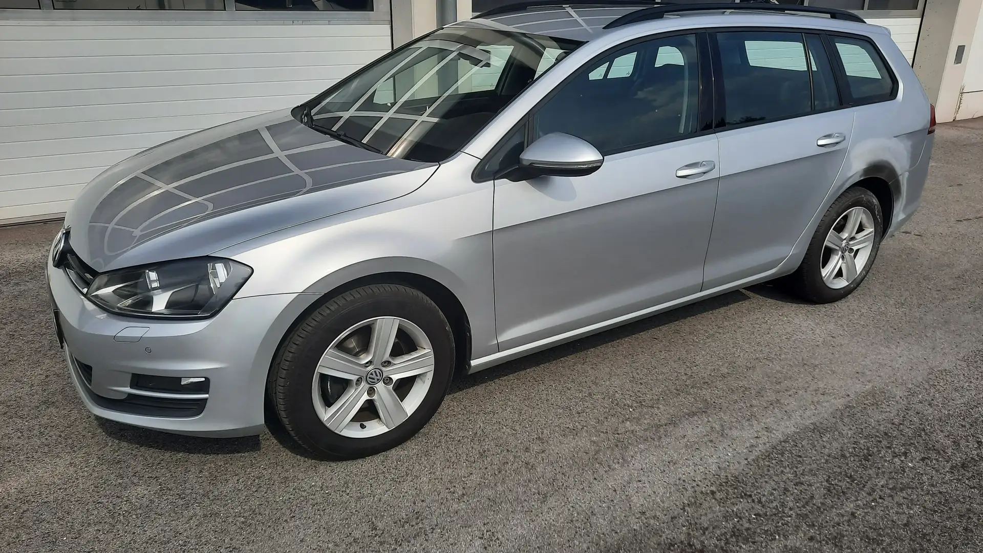 Volkswagen Golf Variant Golf Variant 1,6 TDI 4Motion Comfortline - 1