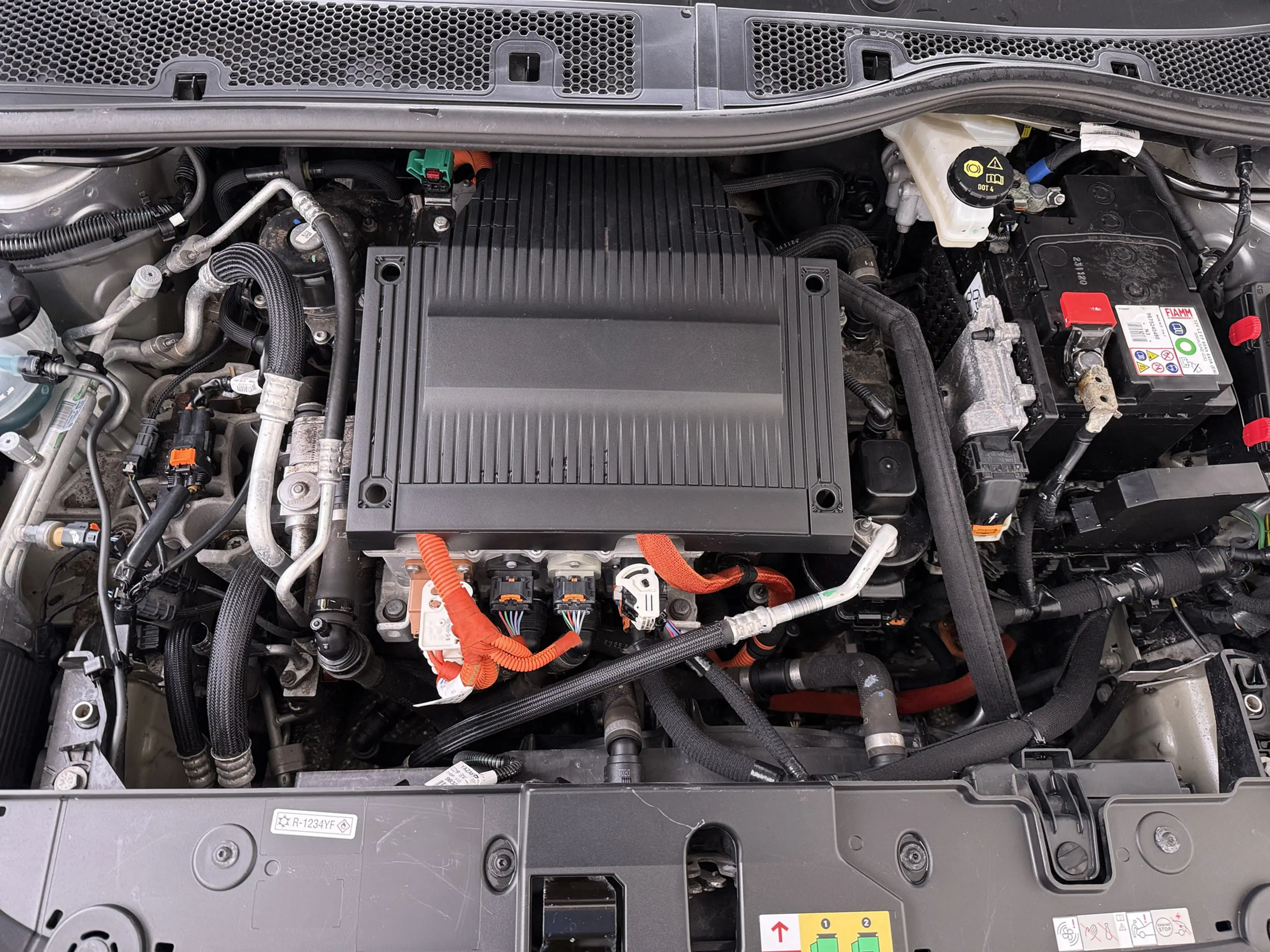 Peugeot e-208 EV 5Drs Automaat Apple Carplay Android Auto Navi* — photo 38