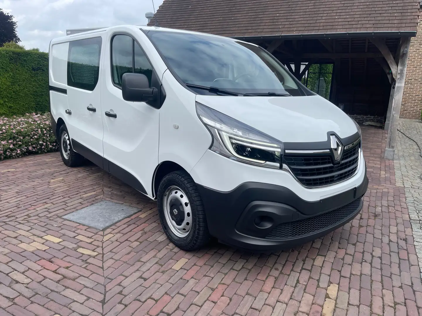 Renault Trafic Airco-bluet-cruiseC-gps-3zit-pdc-13.182 Euroex btw Wit - 1