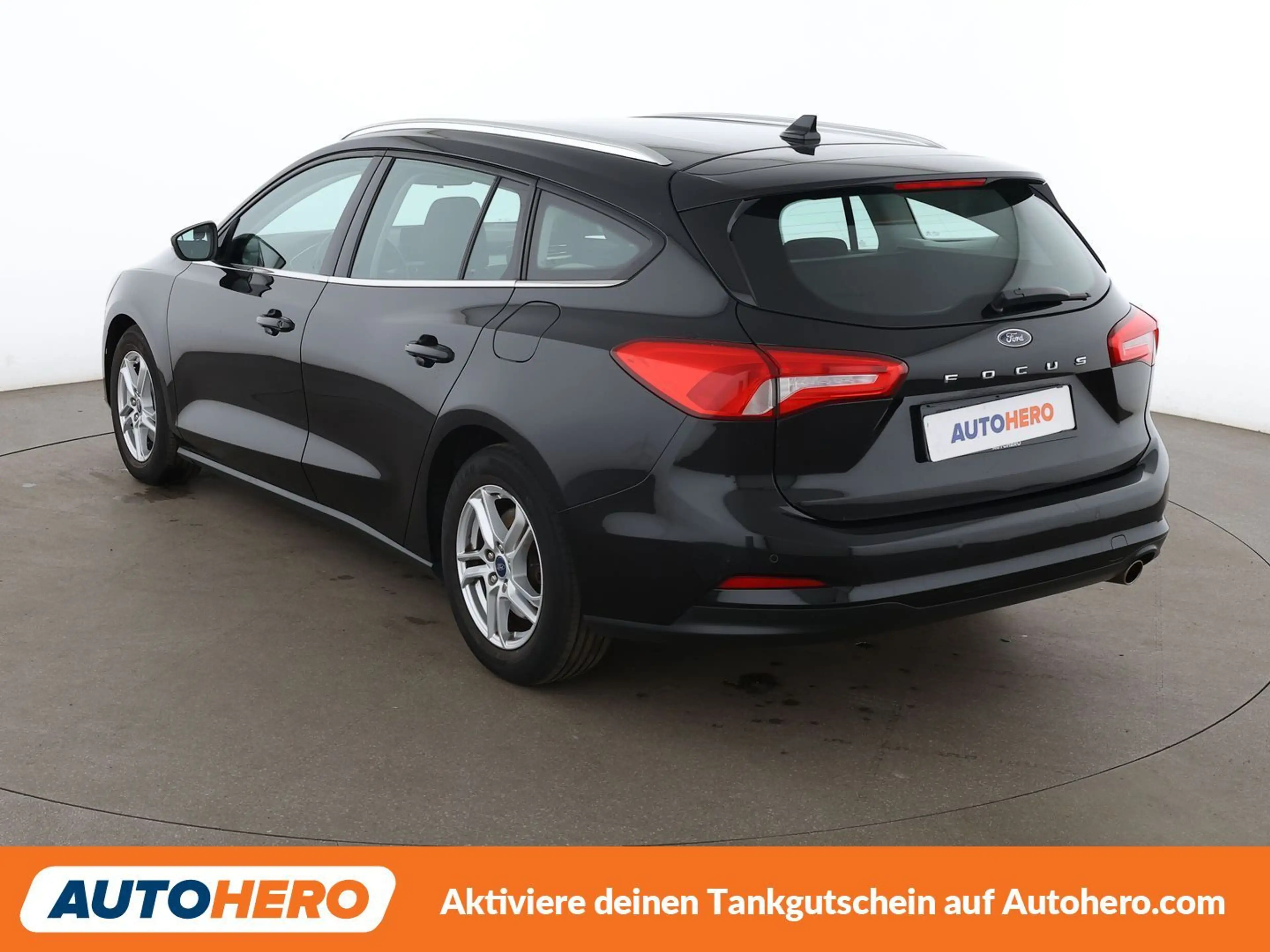 Ford Focus 1.0 EcoBoost Cool&Connect Aut.*NAVI*LED*TEMPO*PDC* — photo 4