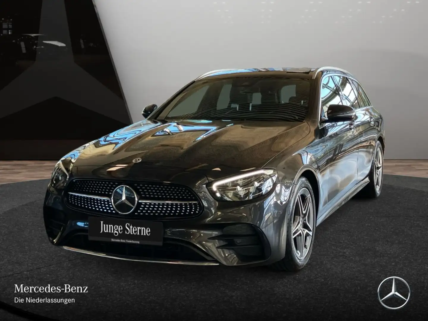 Mercedes-Benz E 200 T AMG+AHK+LED+KAMERA+SPUR+TOTW+9G Grau - 2